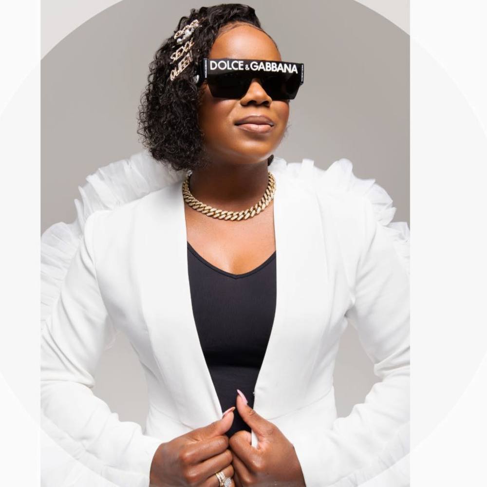 Meet your Posher, Shari